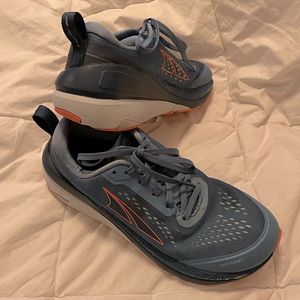 ALTRA Women's Paradigm 5 Running Shoe